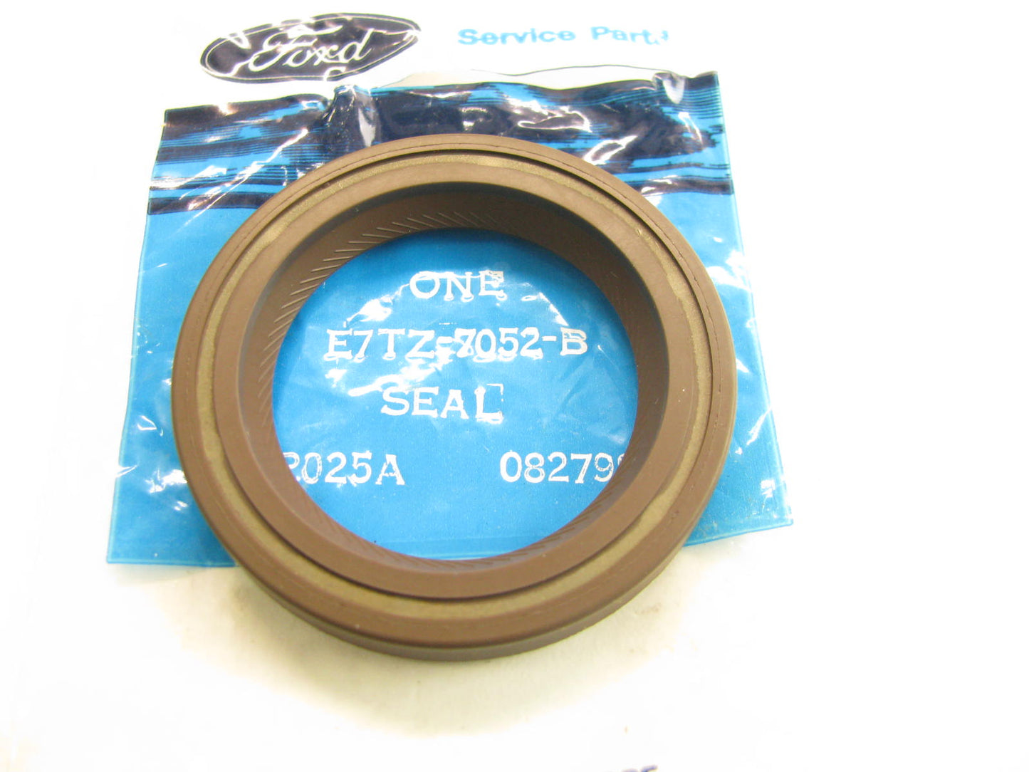 NEW - OEM Ford E7TZ-7052-B Manual Transmissions Input Shaft Seal - Front