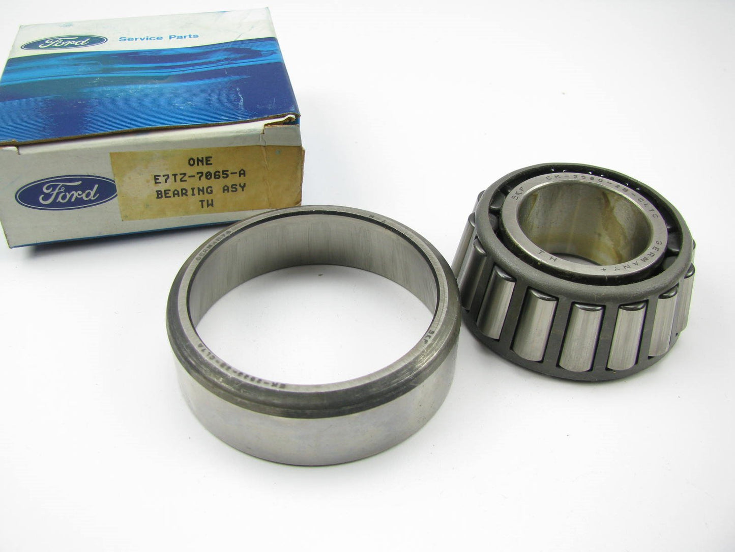 Ford OEM E7TZ-7065-A Manual Transmissions Countershaft Bearing Front / Rear