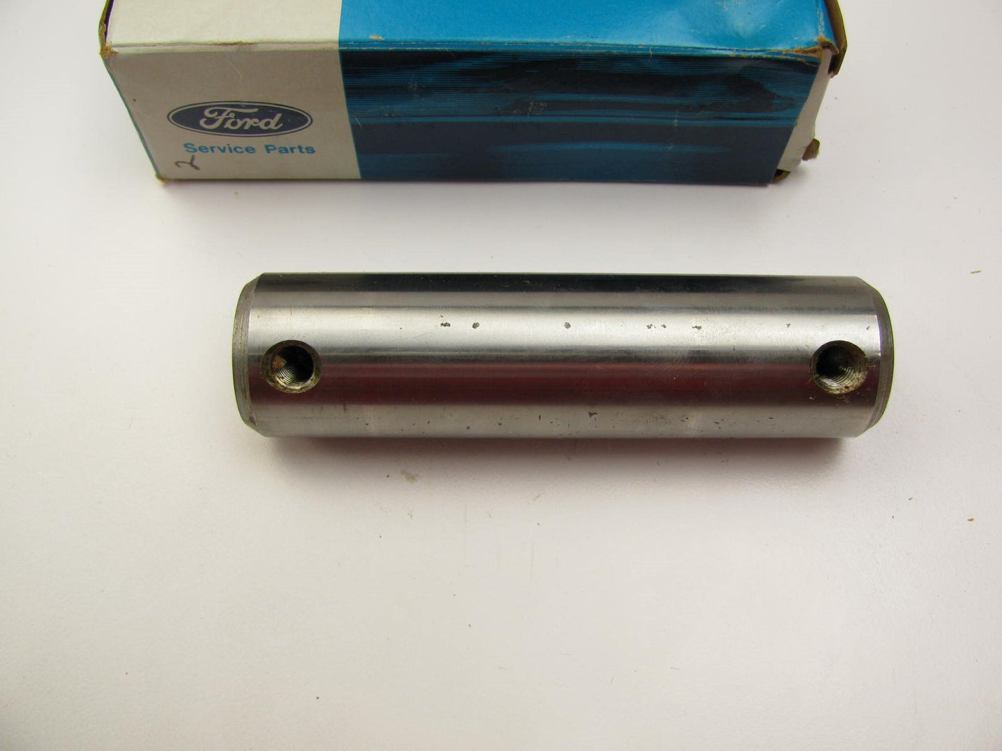 NEW - OEM Ford E7TZ-7140-A Manual Transmission Reverse Idler Shaft 1987-1996 ZF5
