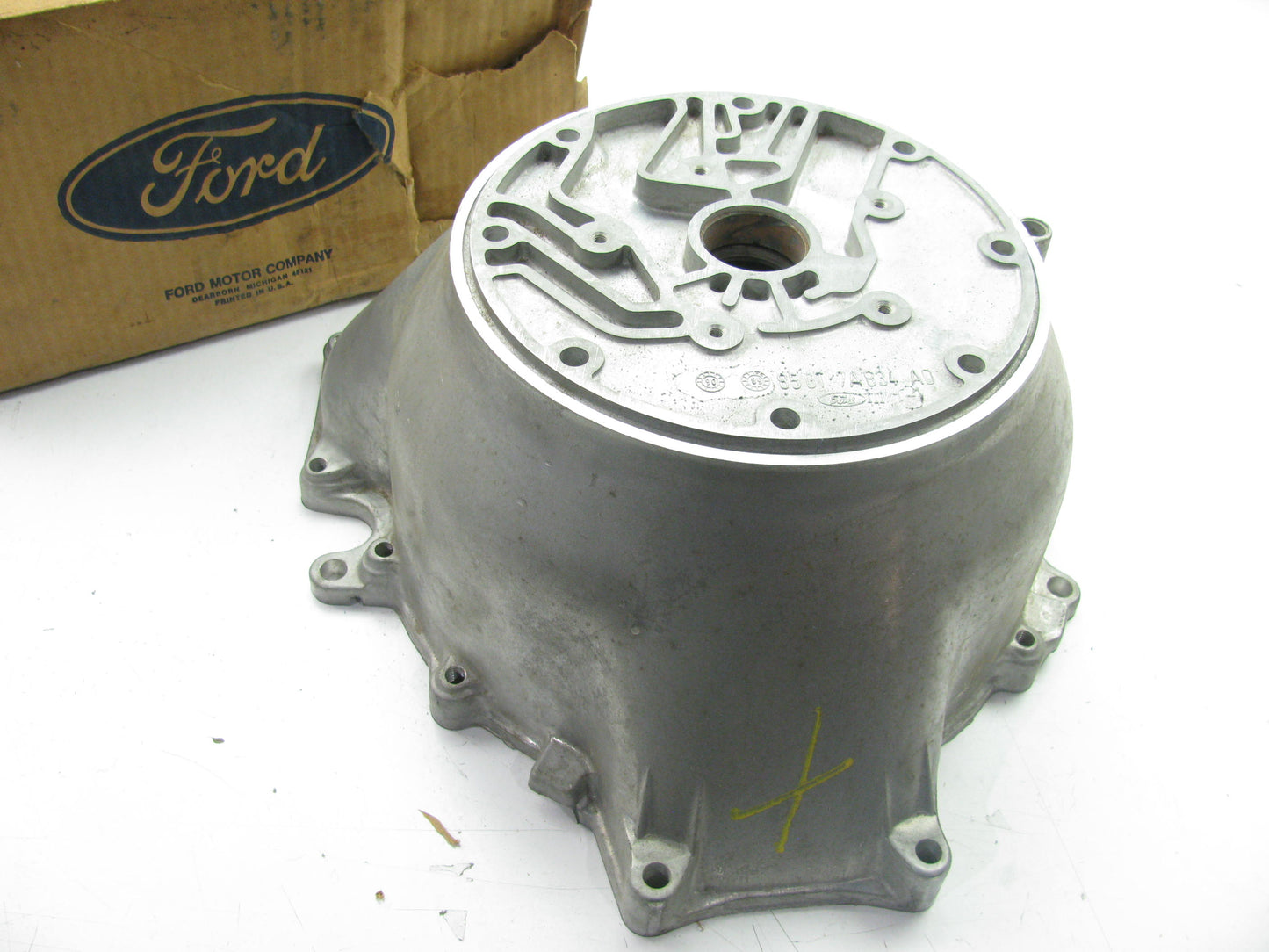 NEW - OEM Ford E7TZ-7976-A Automatic Transmission Converter Housing 1985-87 A4LD