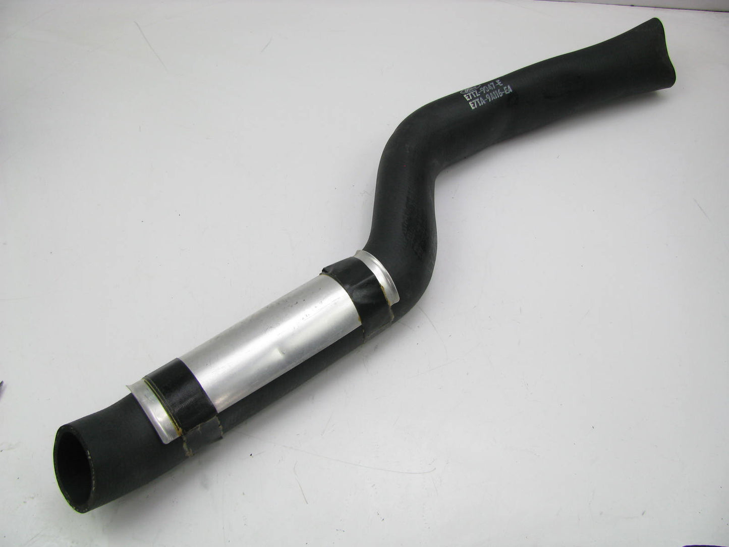 NEW - OEM Ford E7TZ-9047-E Rear Fuel Tank Filler Hose 1987-1991 F-350 137'' 161''