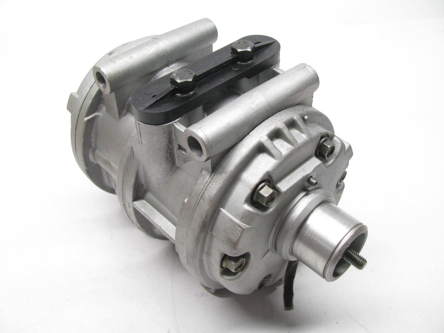 REMAN OEM Ford E7VY-19703-AX A/C Compressor W/ O Clutch 87-93 E-150 E-250 E-350