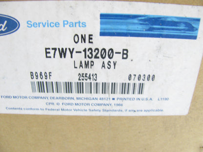 NEW OEM Ford E7WY-13200-B Front Right Parking Lamp Light - 1987-1988 Cougar