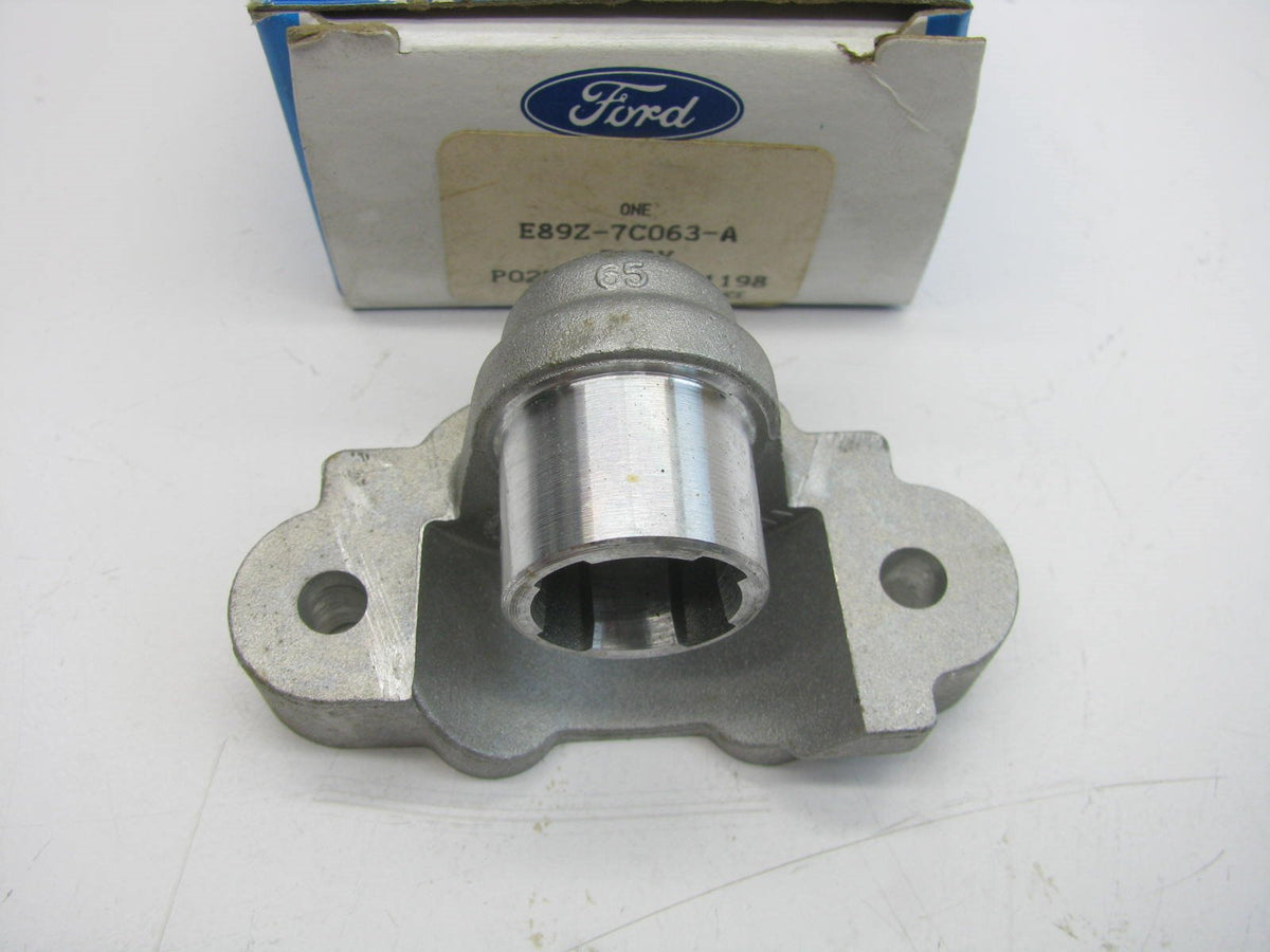NOS - OEM Ford E89Z-7C063-A A4LD Auto Tranmission Governor Housing Body 0.326''