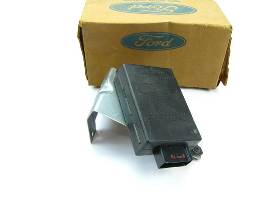 NOS 88-91 Ford Crown Victoria Heated Windshield Control Module E8AZ-18C531-A