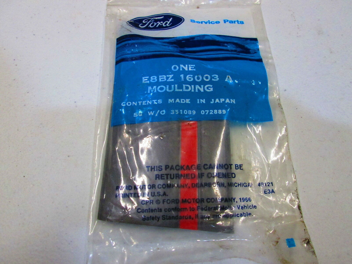 NEW - OEM Ford E8BZ-16003-A Front Right Fender Moulding For 1988-1993 Festiva