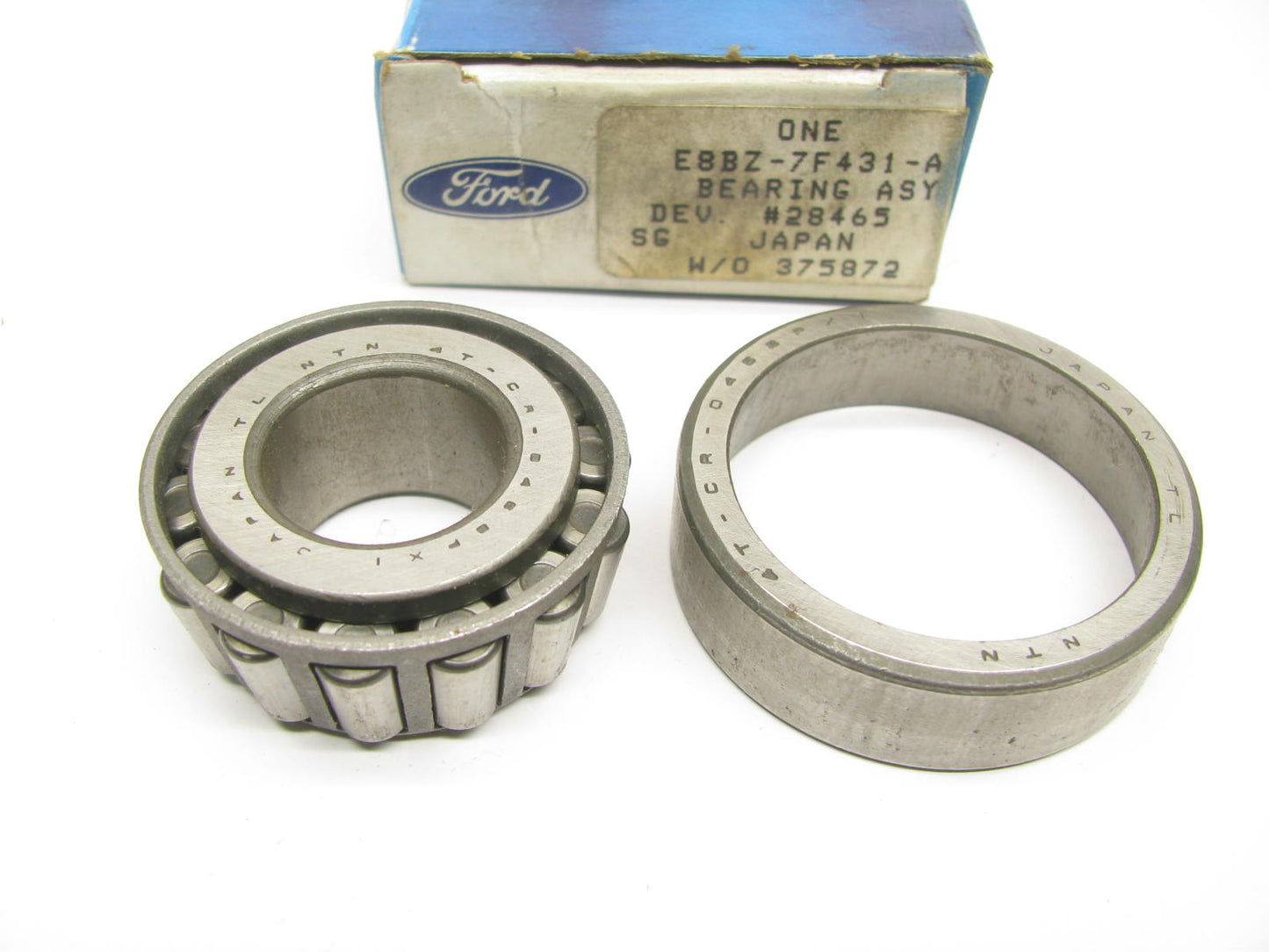 NEW - OEM Ford E8BZ-7F431-A Manual Transmission Output Shaft