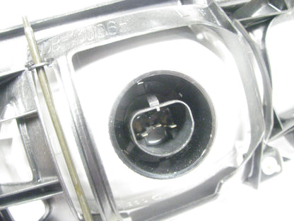 NOS OEM Genuine Ford E8DZ-13008-B LEFT Headlight Headlamp For 1986-88 Taurus