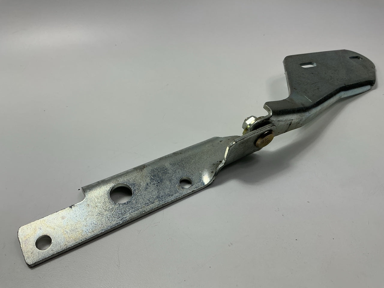 NEW - OEM Ford E8DZ-16797-A Left Hood Hinge 1987-1995 Taurus Sable