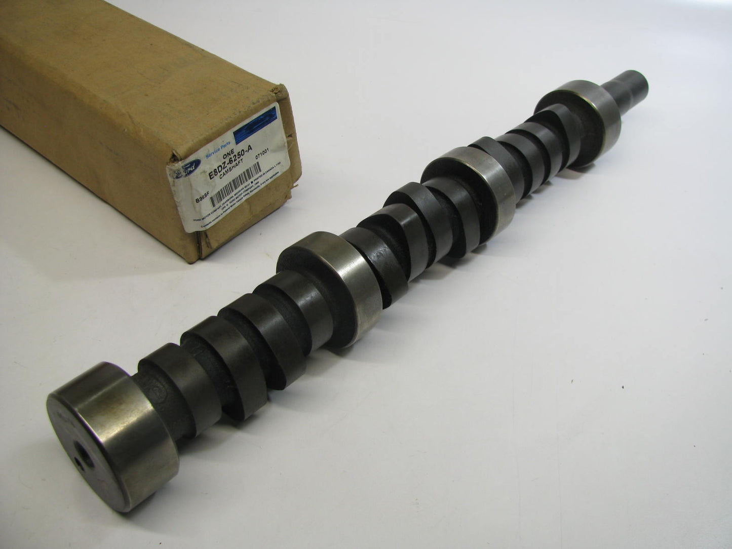 NEW - OEM Ford E8DZ-6250-A Engine Camshaft Assembly 1988 3.8L-V6