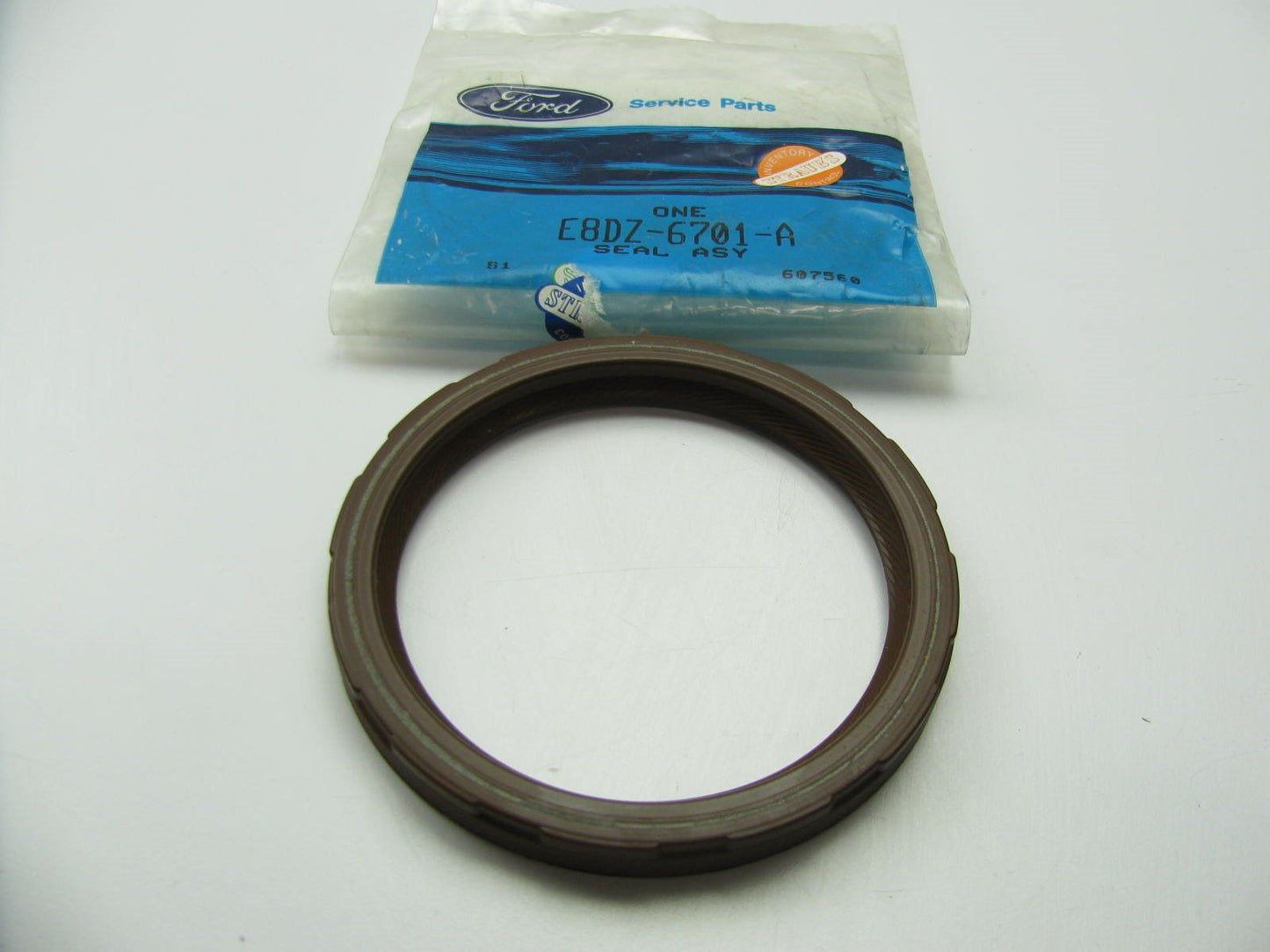 NEW GENUINE OEM Ford Engine Rear Main Crankshaft Seal # E8DZ-6701-A