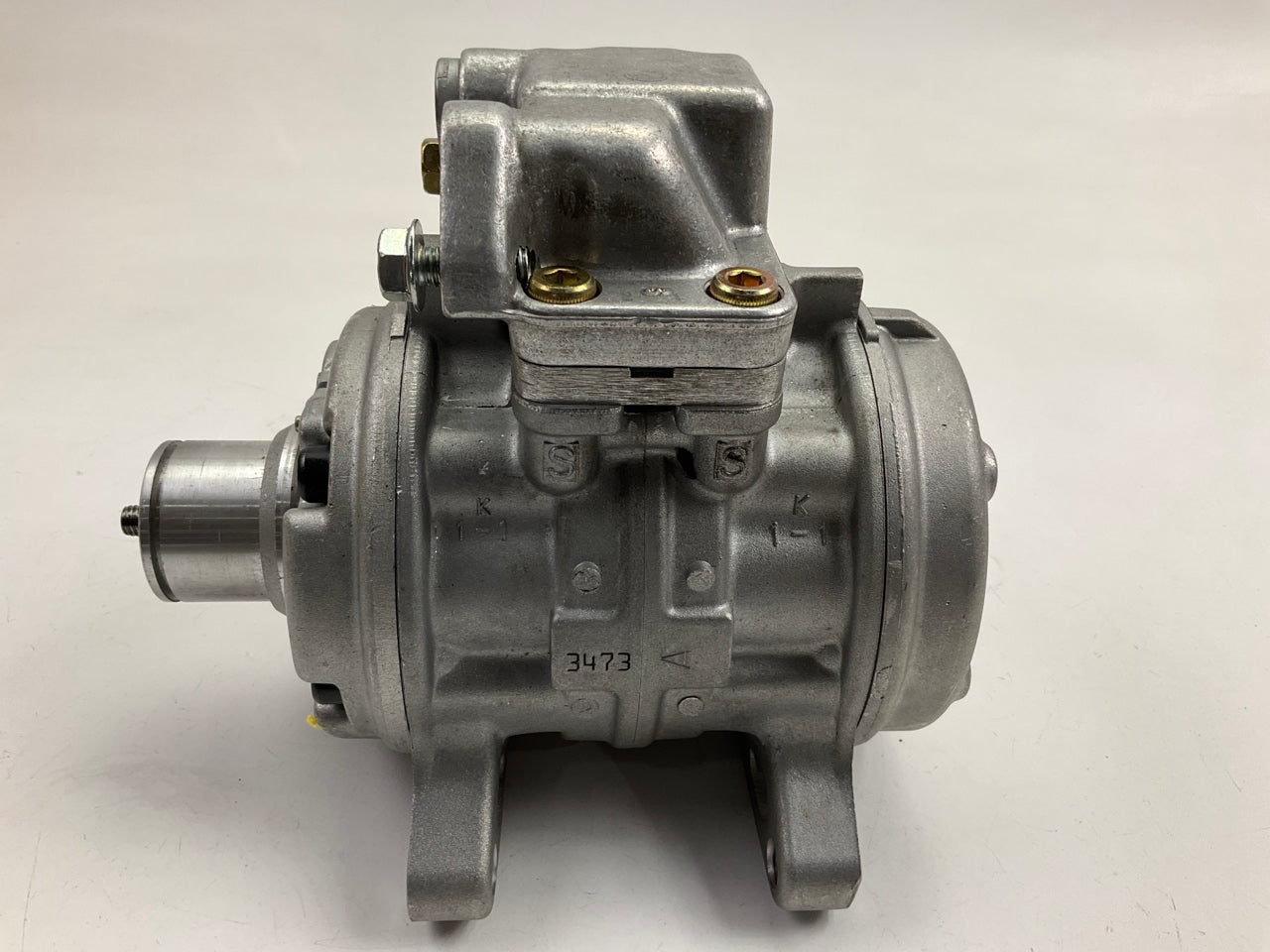 REMAN. Ford E8GY-19703-CX A/C Compressor For 1988 Mercury Tracer