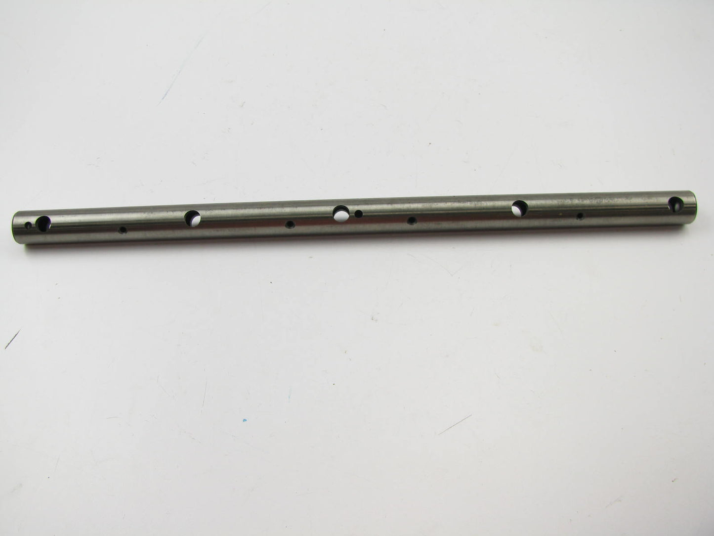 NEW Genuine OEM Ford E8GZ-6563-B Valve Rocker Arm Shaft 1988-1989 Tracer 1.6L