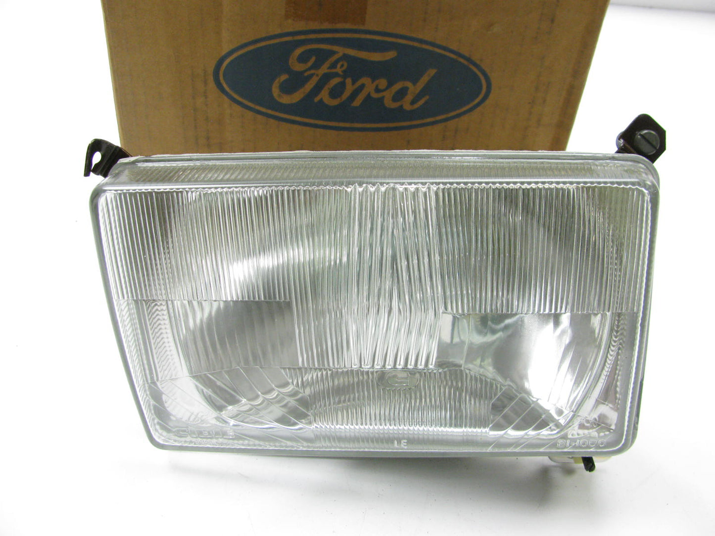 NOS OEM Ford E8HZ-13008-D L.H. Left Side Headlight Headlamp