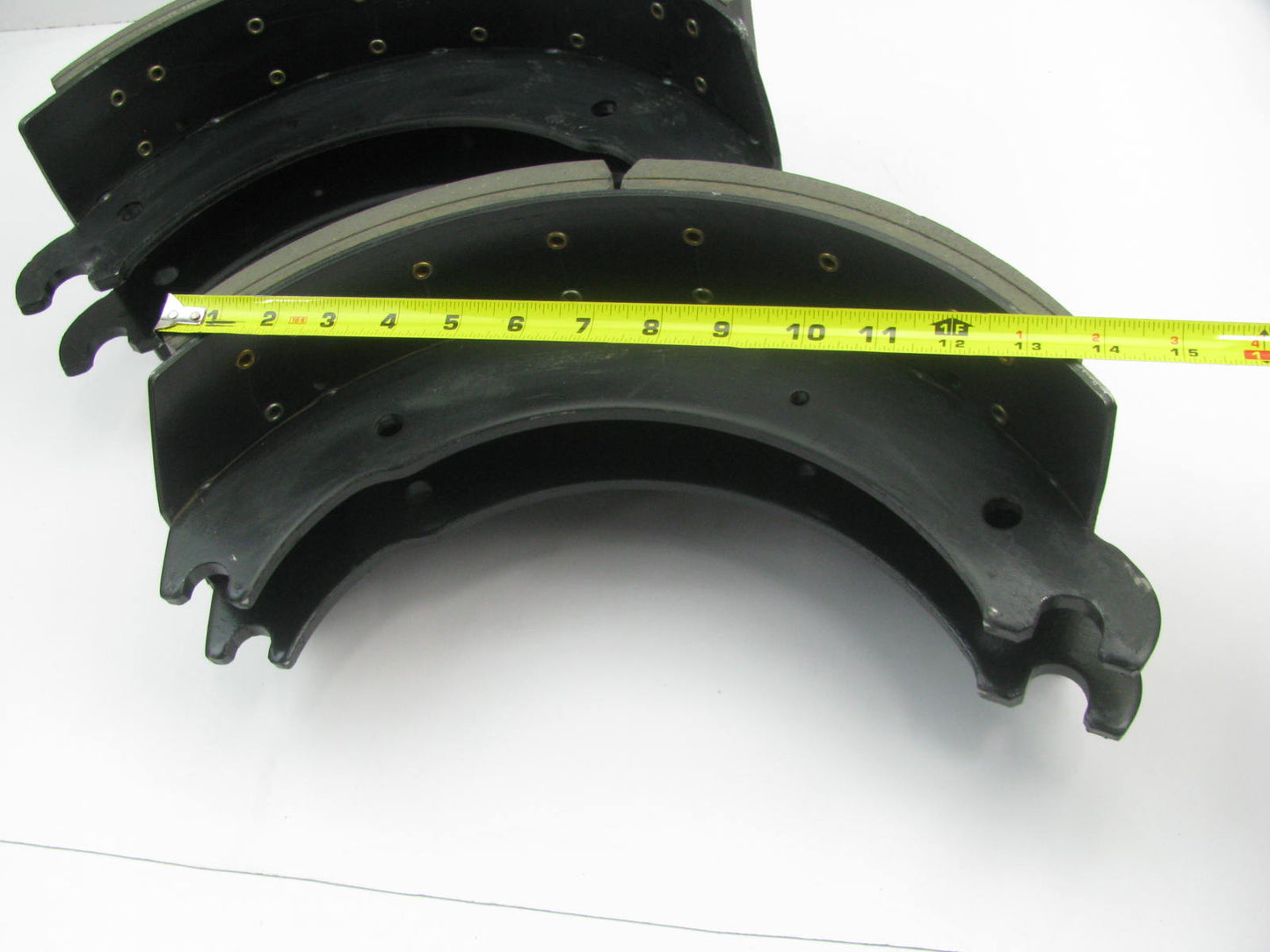 NEW - OEM Ford E8HZ-2200-A Rear Drum Brake Shoe & Lining Kit 16-1/2'' X 7'' Bendix