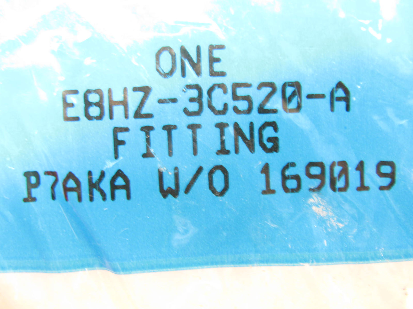 NEW - OEM Ford E8HZ-3C520-A Power Steering Hose Fitting 60 Degree 3/4'' Hose