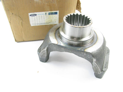 NOS OEM 1988-up Ford Truck E8HZ-7089-F Flange