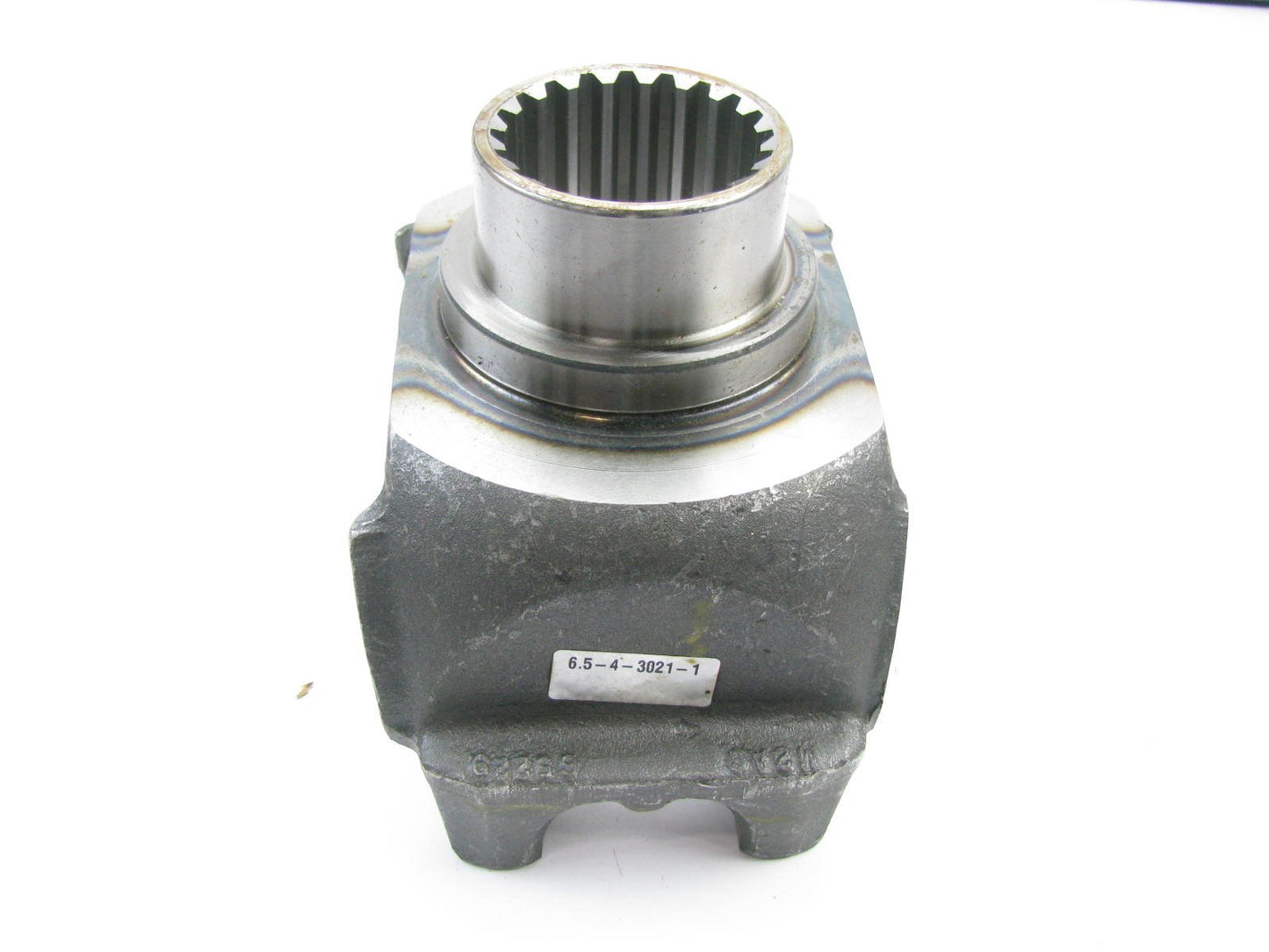 NOS OEM 1988-up Ford Truck E8HZ-7089-F Flange