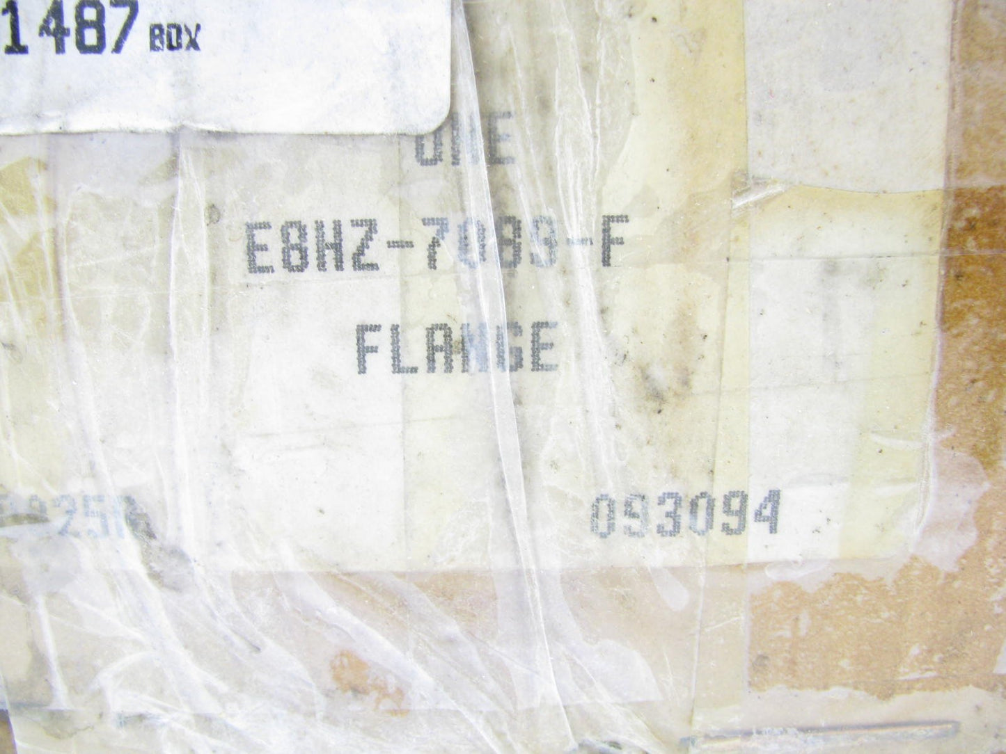 NOS OEM 1988-up Ford Truck E8HZ-7089-F Flange
