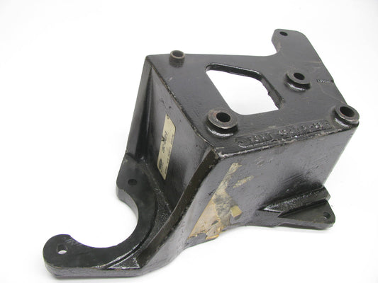 NEW - OEM Ford E8HZ-9B450-B Exhaust Air Supply Mounting Bracket 88-97 370 429-V8