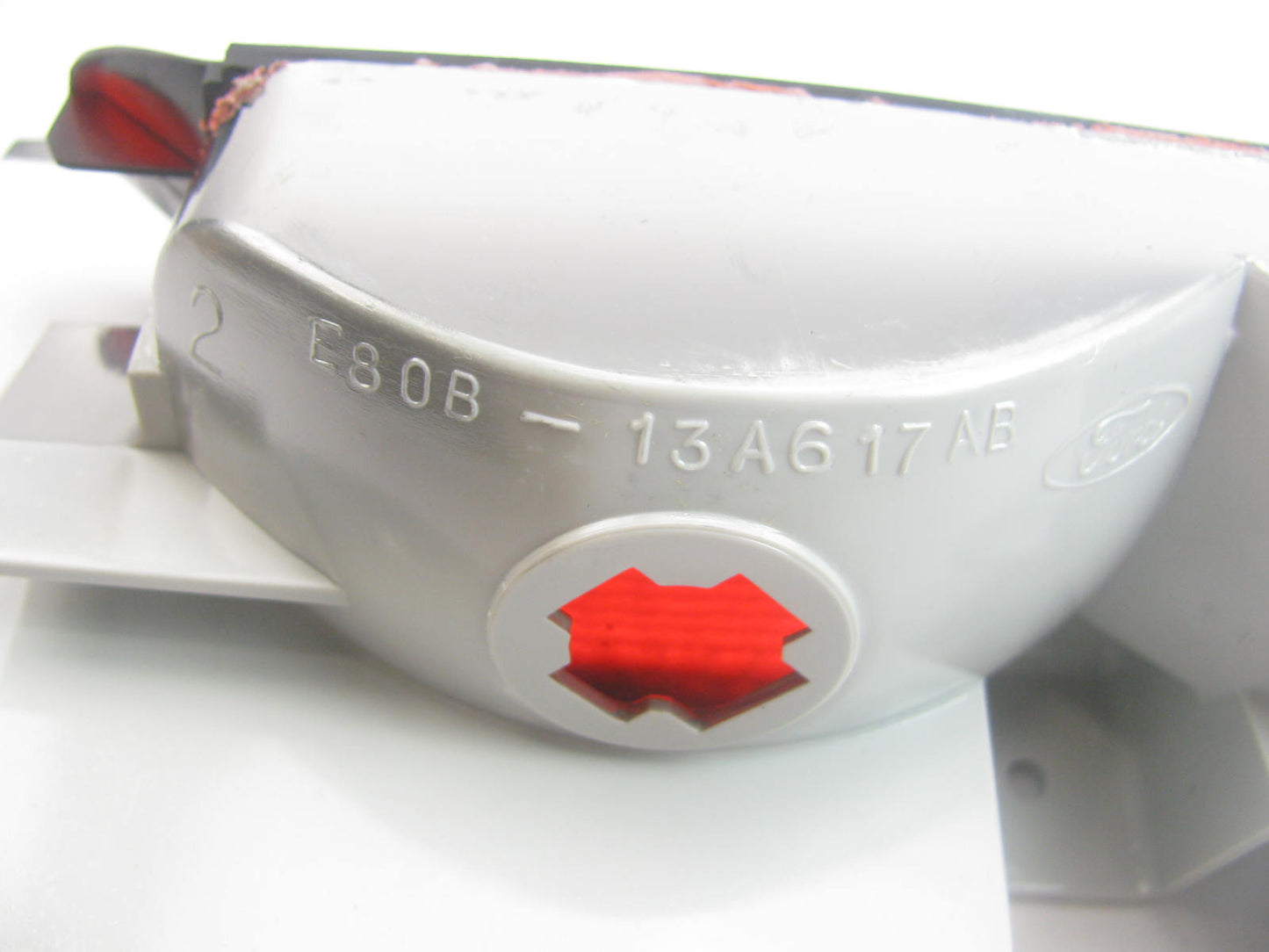 NEW - OEM Ford E8OY-13A613-A High Mount Tail Light Lamp 1988-91 Continental