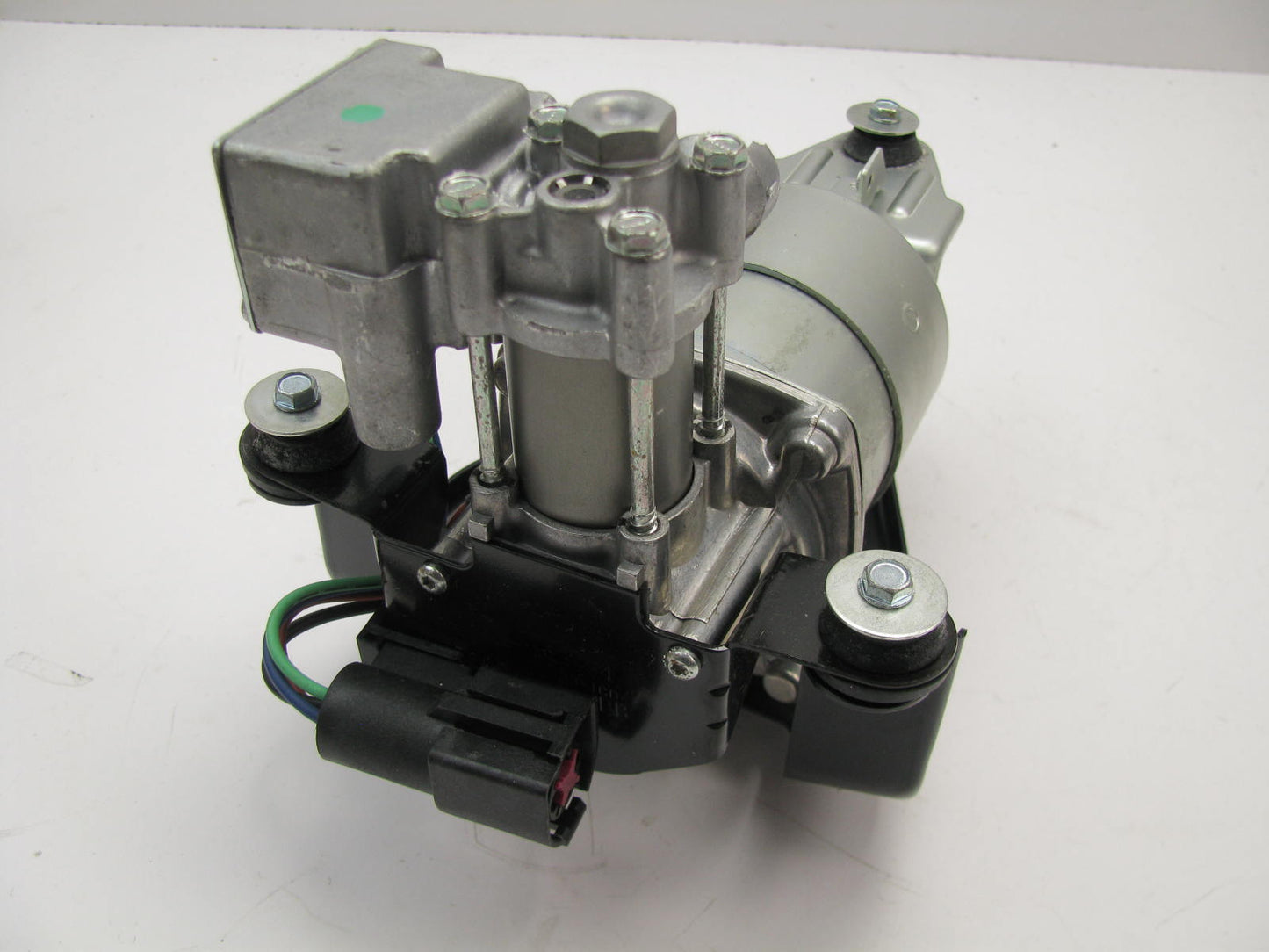 NEW - OEM Ford E8OY-5319-B-WORESERVOIR Air Ride Compressor Pump W/O Reservoir