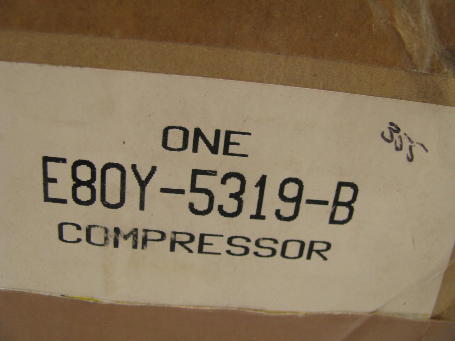 NEW - OEM Ford E8OY-5319-B-WORESERVOIR Air Ride Compressor Pump W/O Reservoir