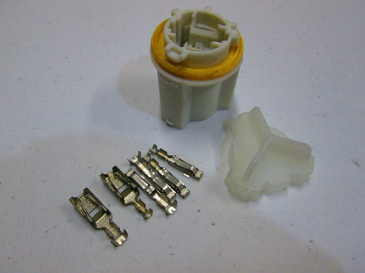NEW - OEM Ford E8PZ-13411-D Turn Signal Lamp Light Bulb Socket