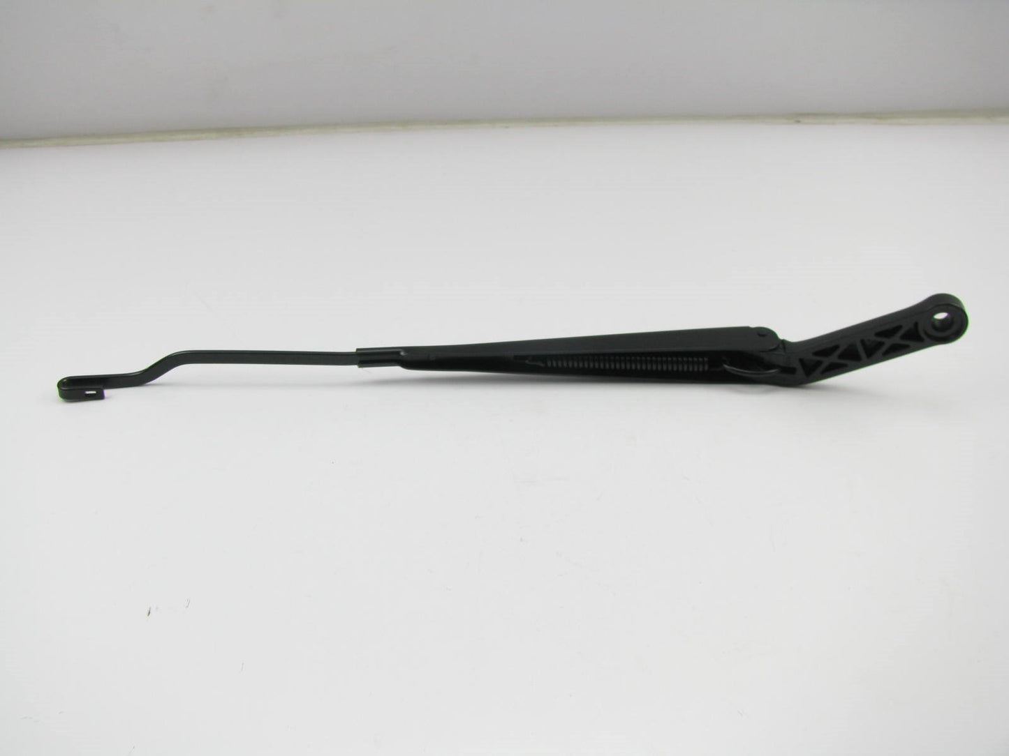 NEW GENUINE Ford E8RY-17526-B Left Windshield Wiper Arm 88-89 Mercury Scorpio