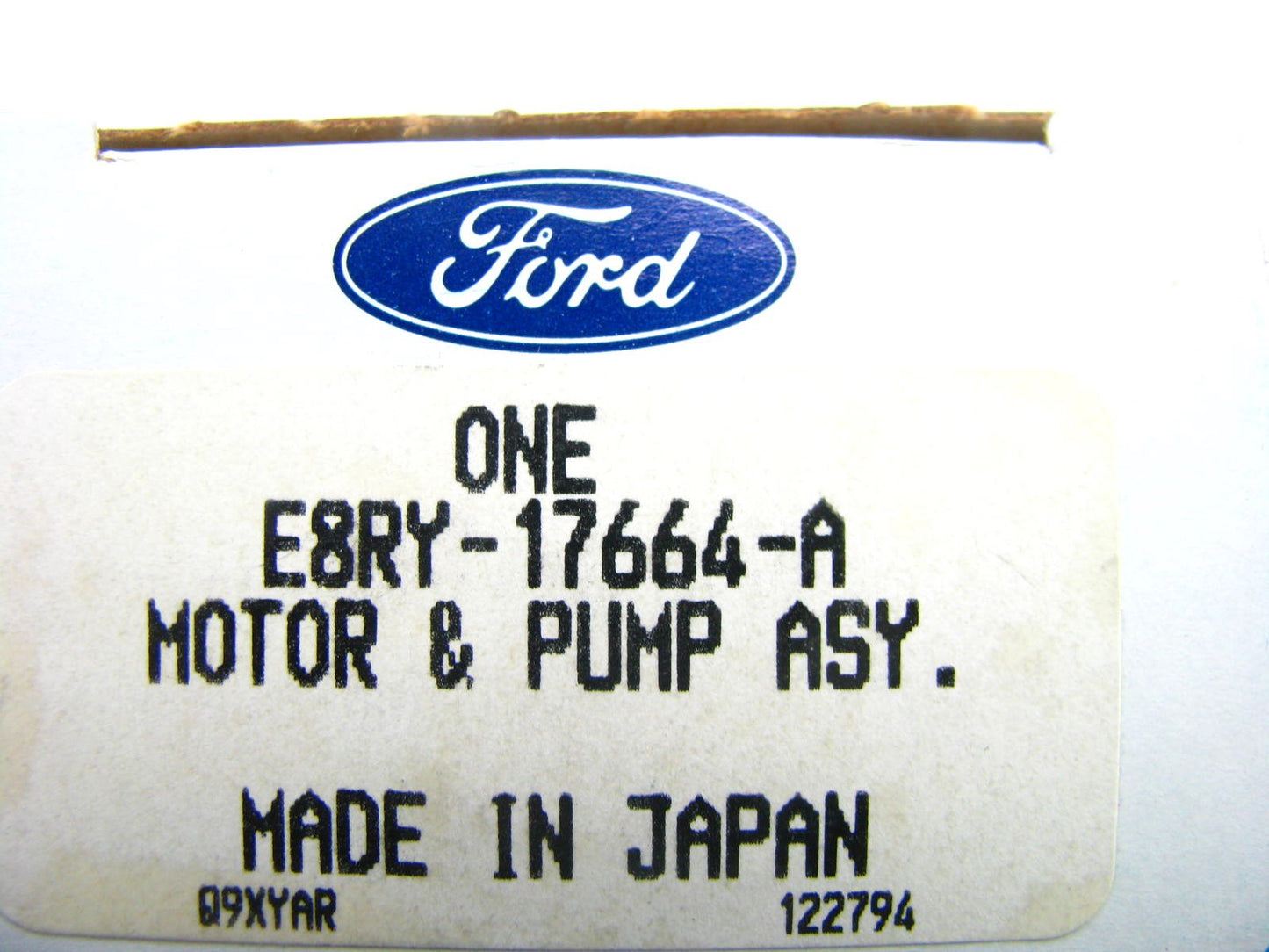 NEW OLD STOCK - Genuine OEM Ford E8RY-17664-A Windshield Washer Pump 060210-2050