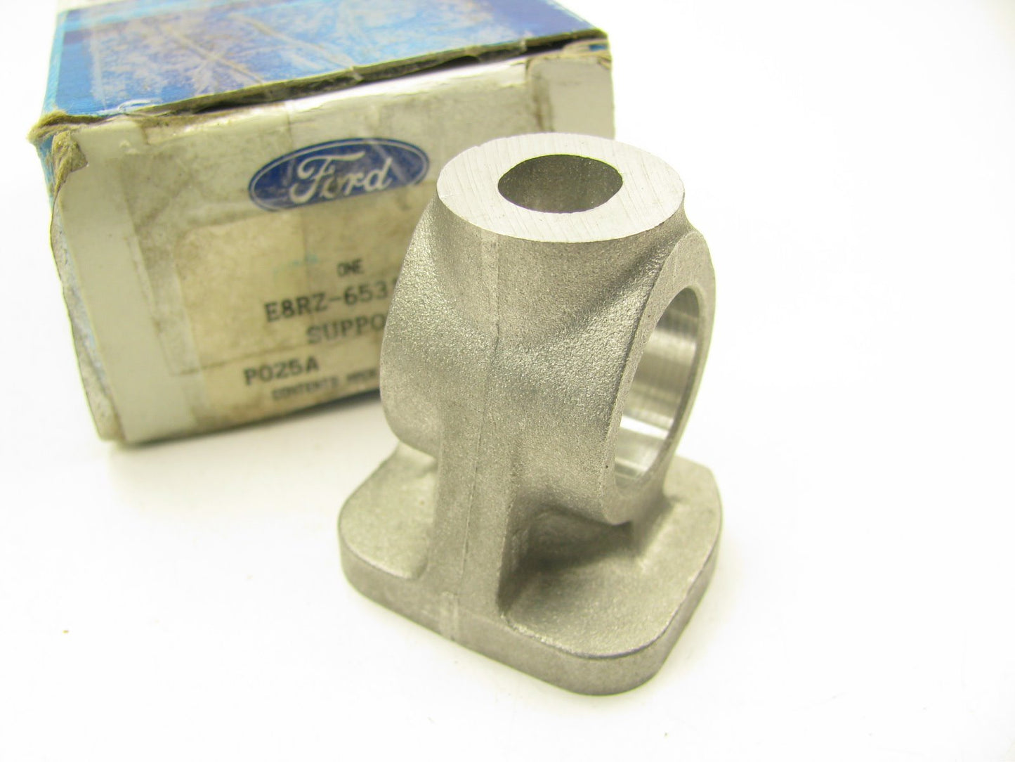 NEW - OEM Ford E8RZ-6531-A Engine Rocker Arm Shaft Support 1989-00 2.9L 4.0L-V6