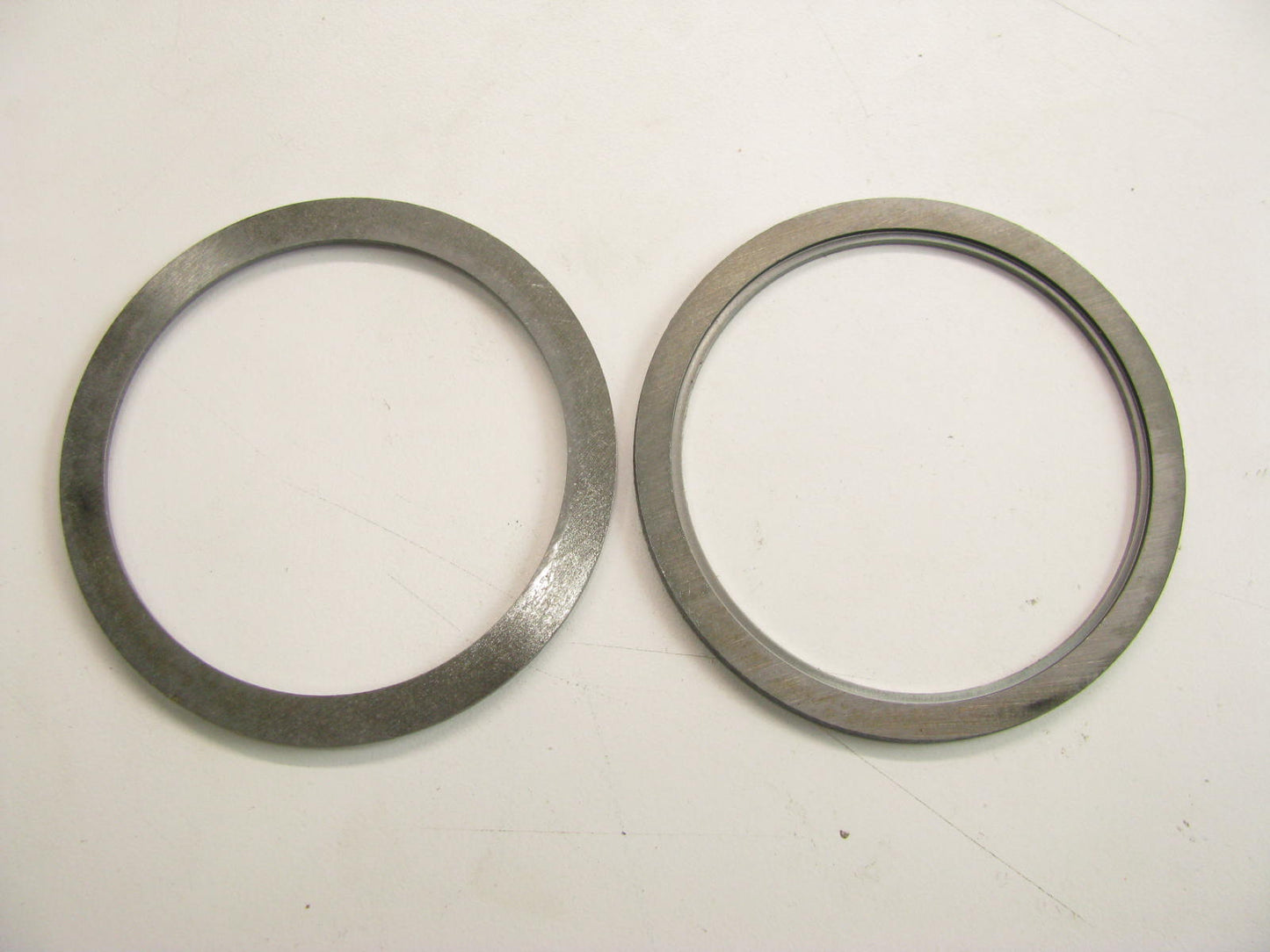 (2) Ford OEM E8TZ-7029-C Manual Transmission Input Bearing Shim 1988-1989 TK5