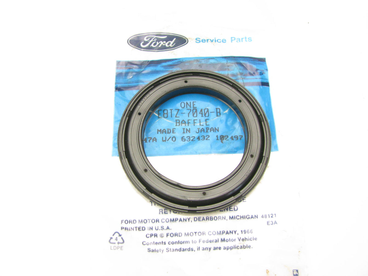 NEW - OEM Ford E8TZ-7040-B Manual Transmission Input Baffle Seal For M5R2