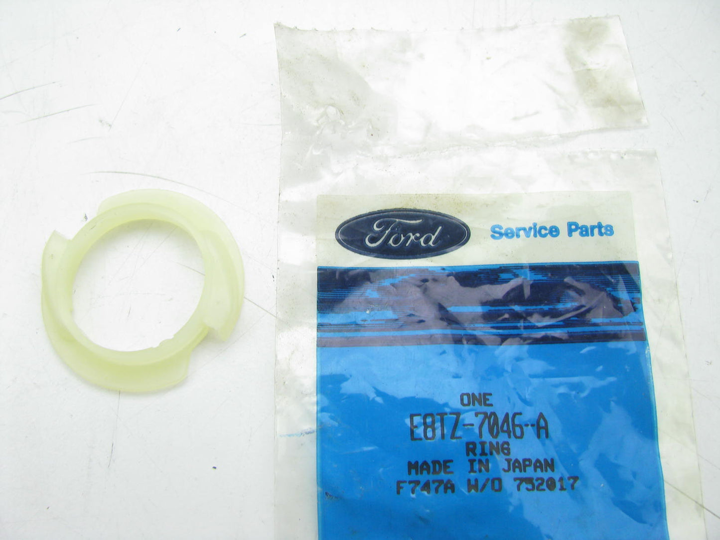 NEW - OEM Ford E8TZ-7046-A Manual Transmission Input Bearing Oil Ring, M5R1