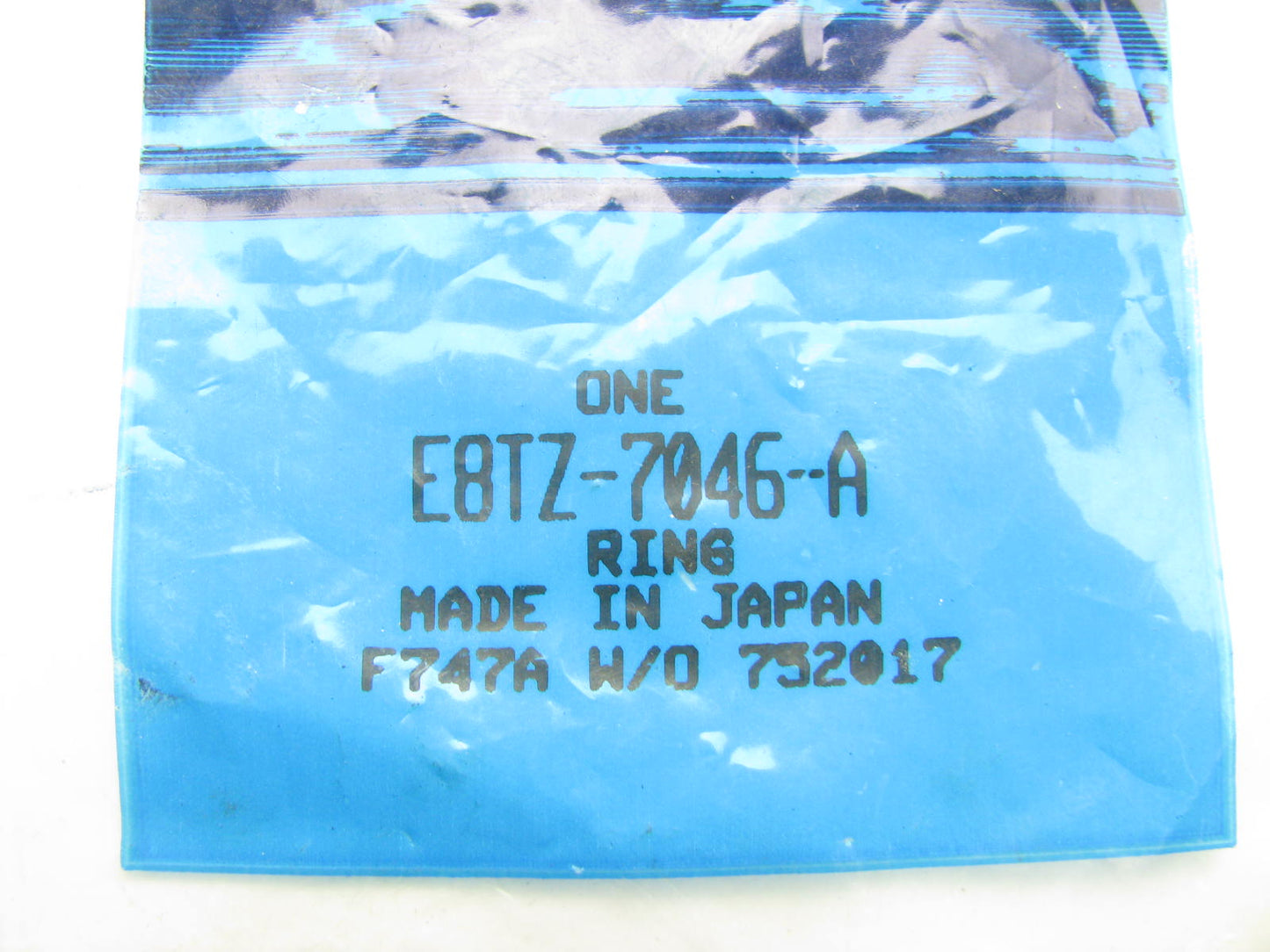 NEW - OEM Ford E8TZ-7046-A Manual Transmission Input Bearing Oil Ring, M5R1