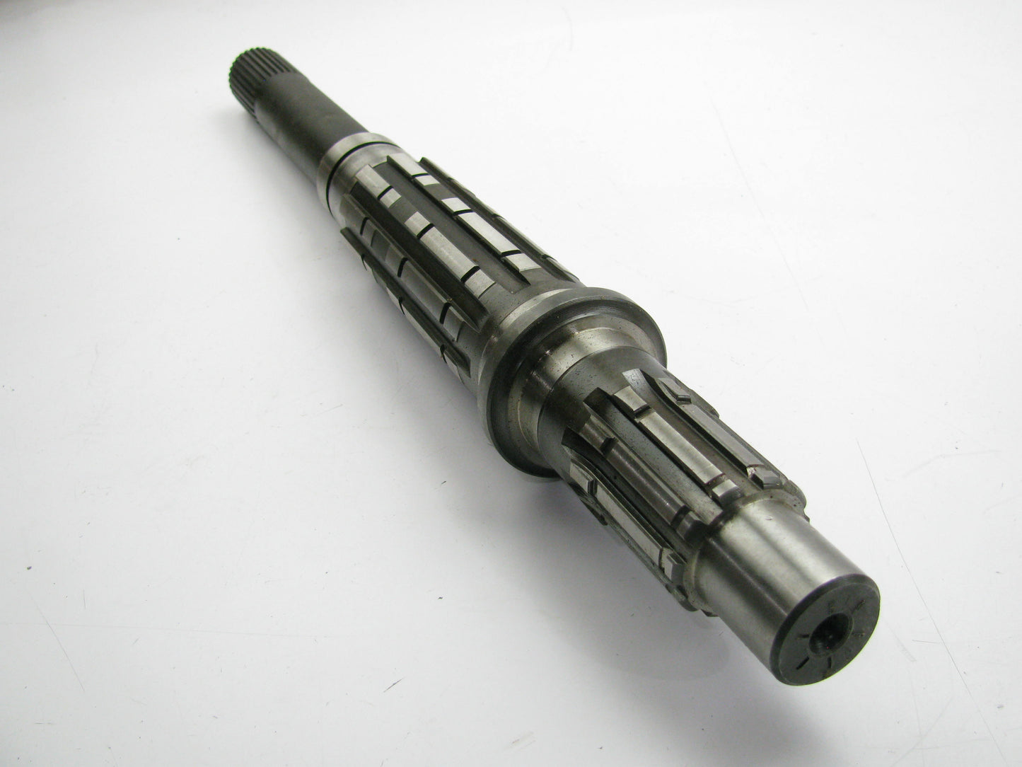 NEW - OEM Ford E8TZ-7061-A Manual Transmission Mainshaft Assembly - M5R1