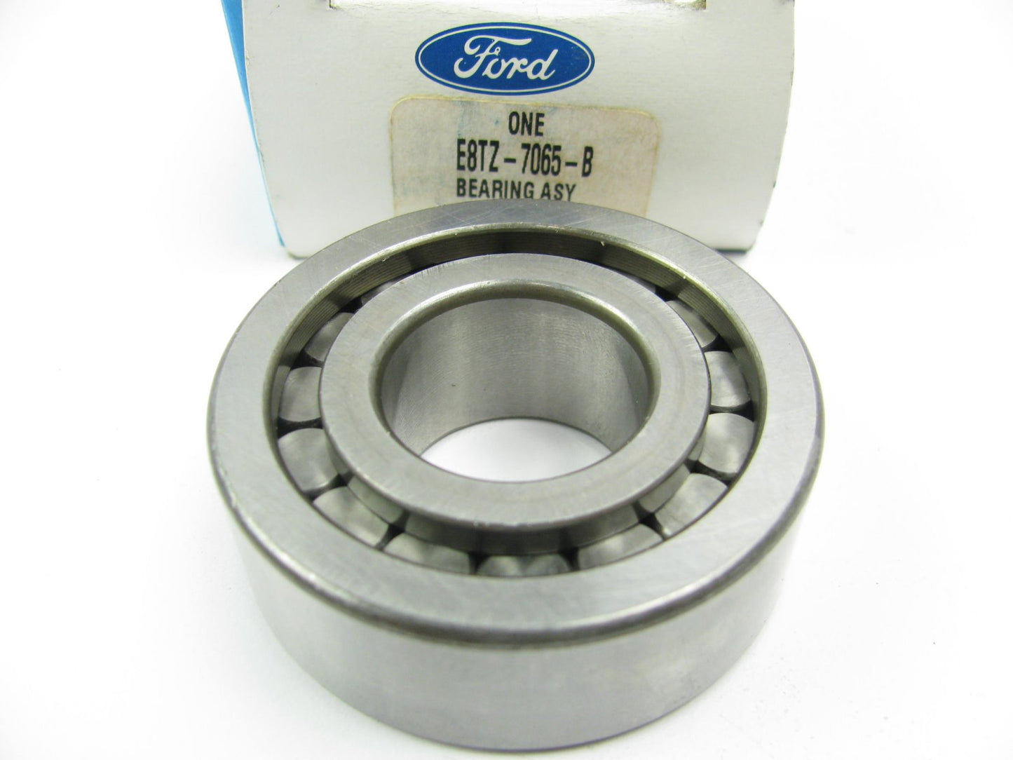 NEW GENUINE Ford E8TZ-7065-B Manual Trans Countershaft Bearing - M5R2 5-Speed