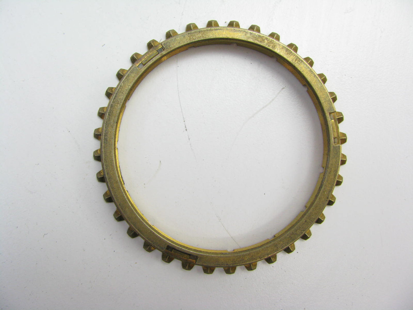 NEW - OEM Ford E8TZ-7107-B Manual Transmissions Synchronizer Ring 1988-1991 M5R1