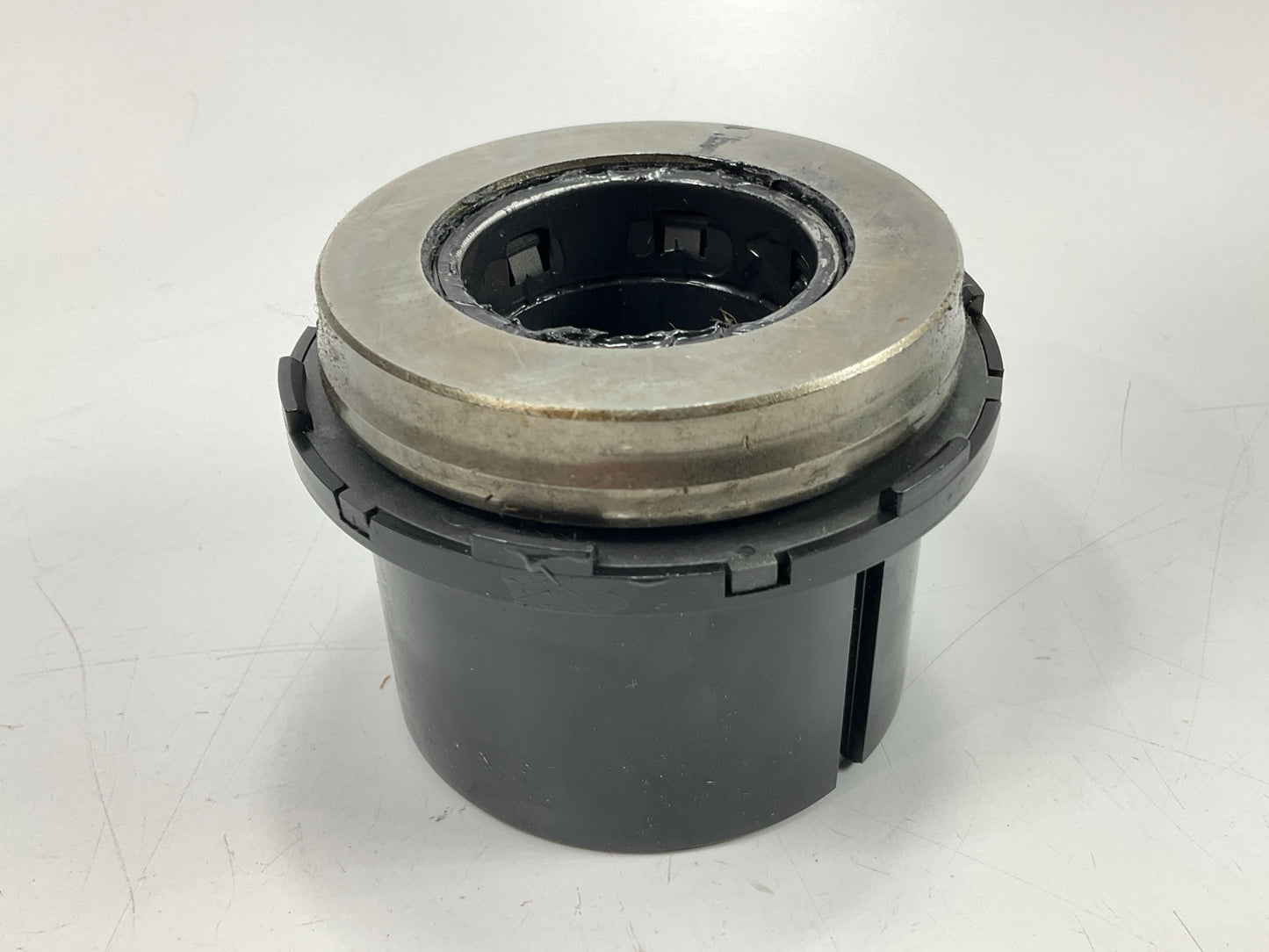 NEW - OEM Ford E8TZ-7548-A Manual Transmission Clutch Release Bearing