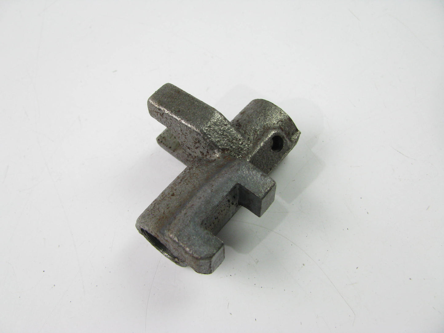 NEW - OEM Ford E8TZ-7K003-D Transmission 5th & Reverse Shift Gate - 1988 TK5