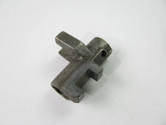 NEW - OEM Ford E8TZ-7K003-D Transmission 5th & Reverse Shift Gate - 1988 TK5