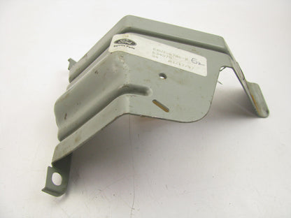 NEW - OEM Ford E8UZ-6786-B Oil Tube To Fender Mounting Bracket