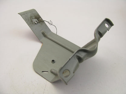 NEW - OEM Ford E8UZ-6786-B Oil Tube To Fender Mounting Bracket