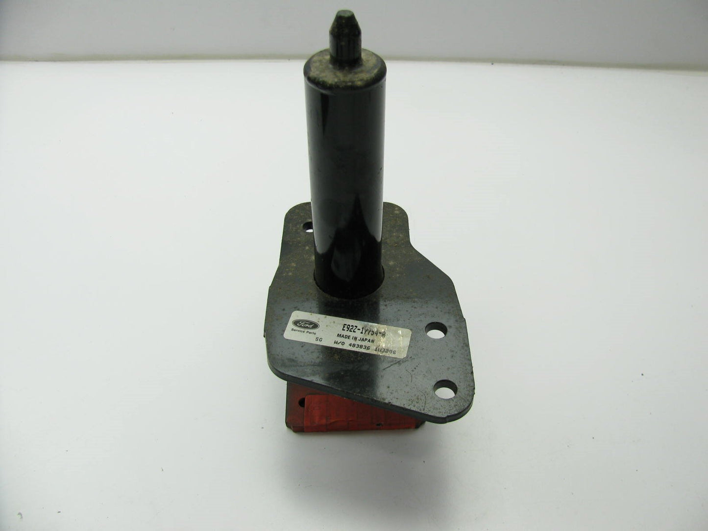 NOS 1989 Ford Probe FRONT BUMPER RIGHT Passengers Impact Energy Absorber Shock