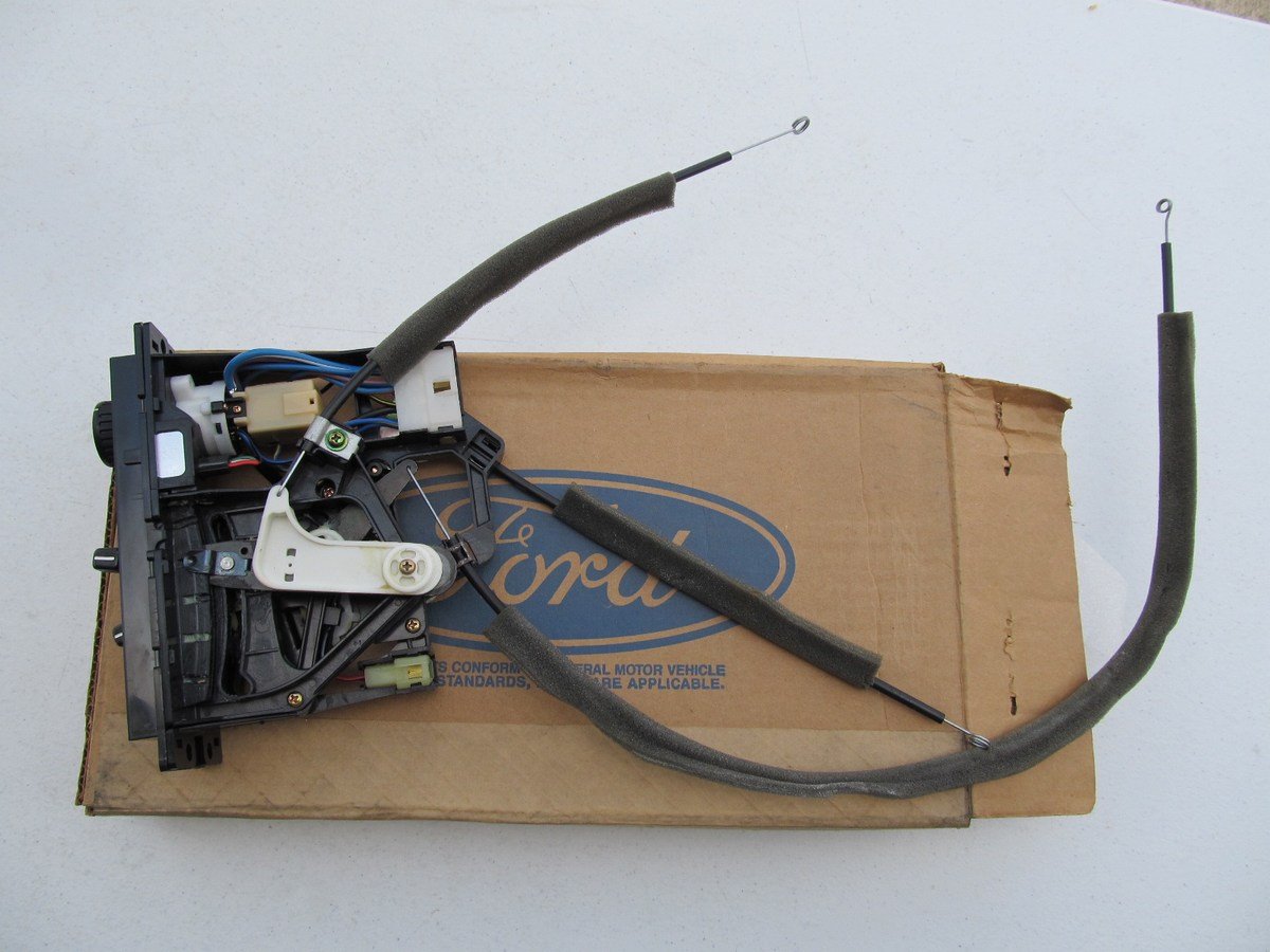 NEW - OEM Ford E92Z-19980-A HVAC A/C Heater Control Switch Panel 1989-92 Probe