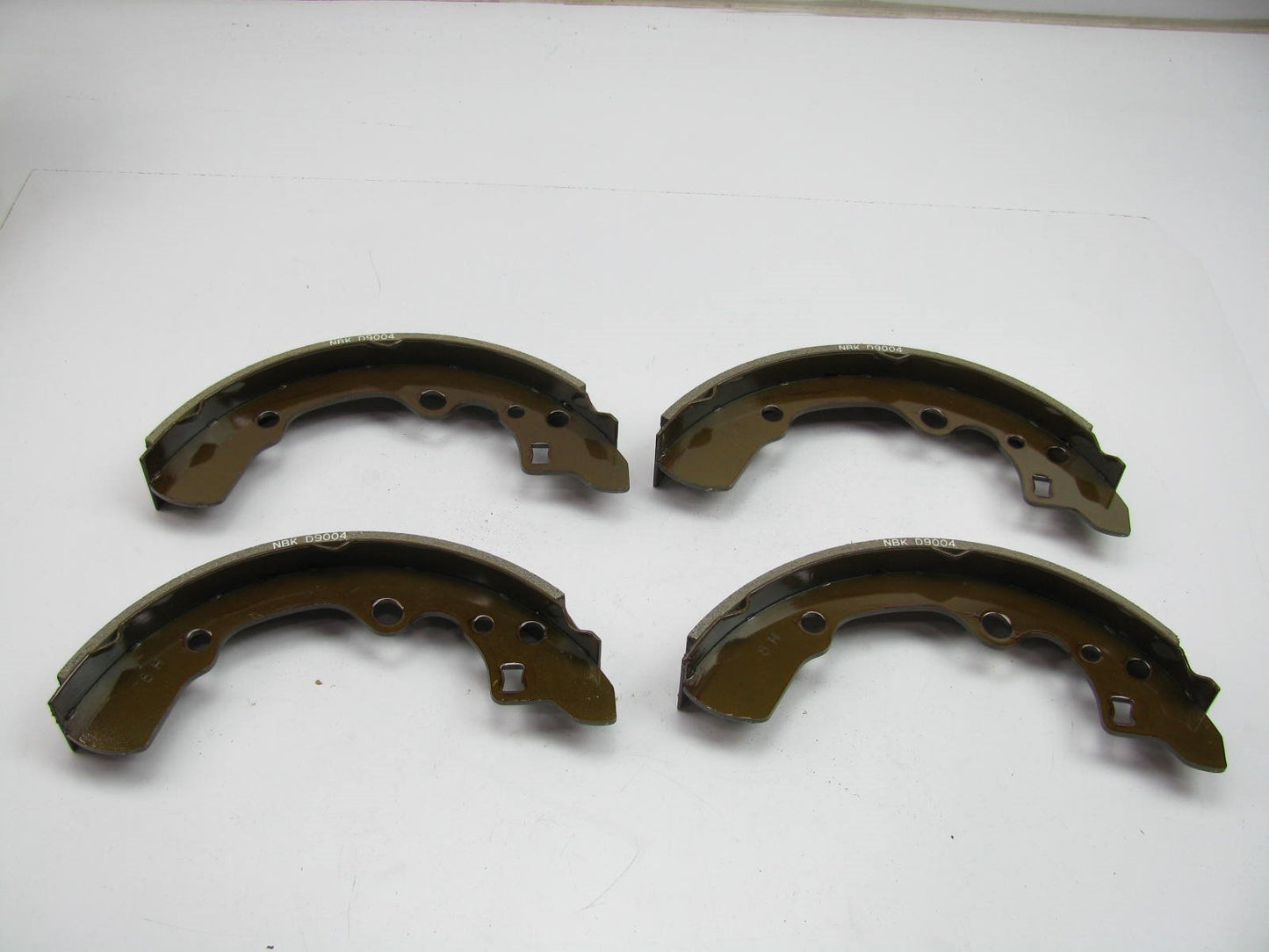 NEW GENUINE OEM Ford E92Z-2200-B Rear Drum Brake Shoes