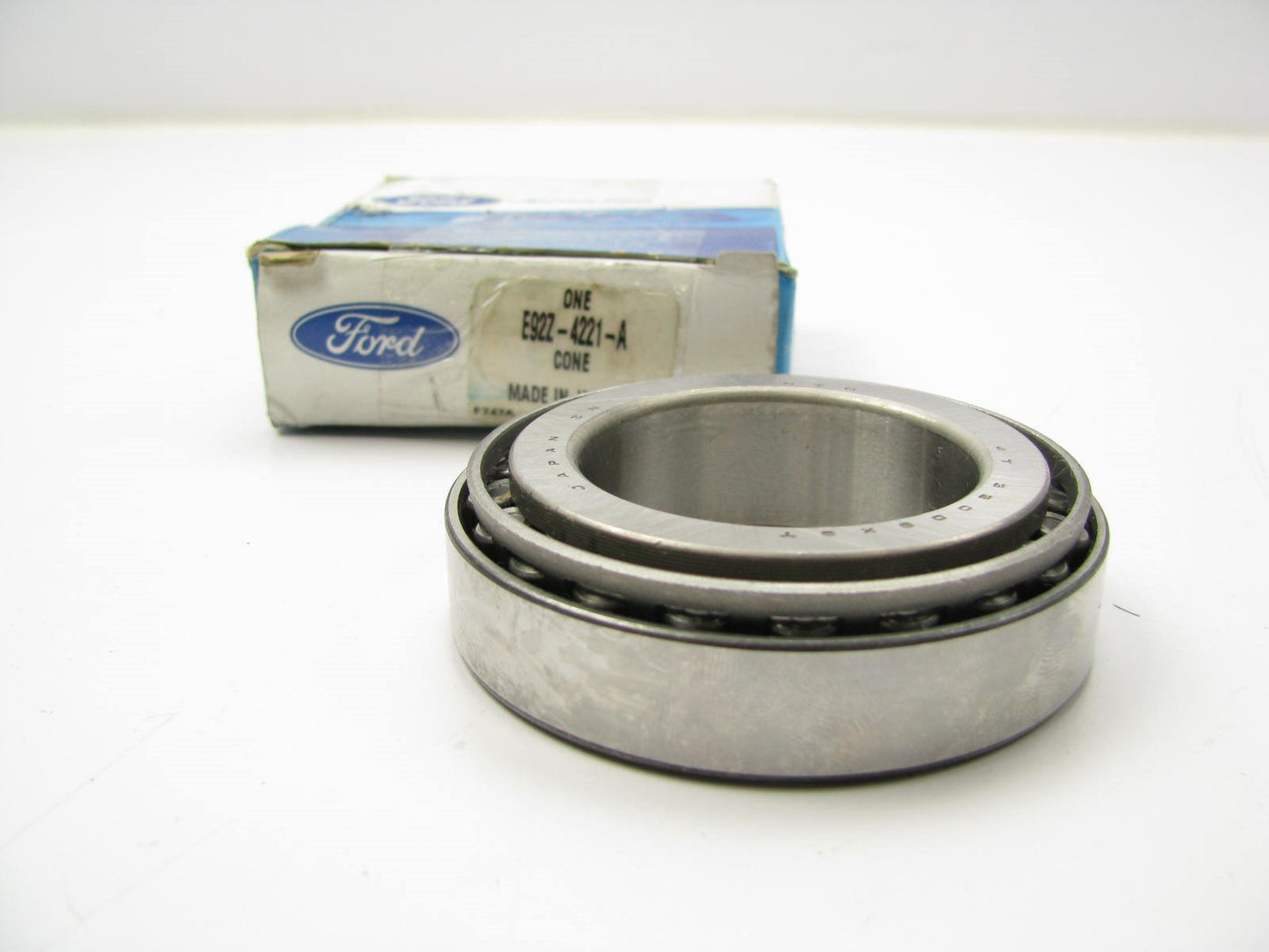 NEW GENUINE Ford E92Z-4221-A Manual Transmission Differential Bearing NTN JAPAN