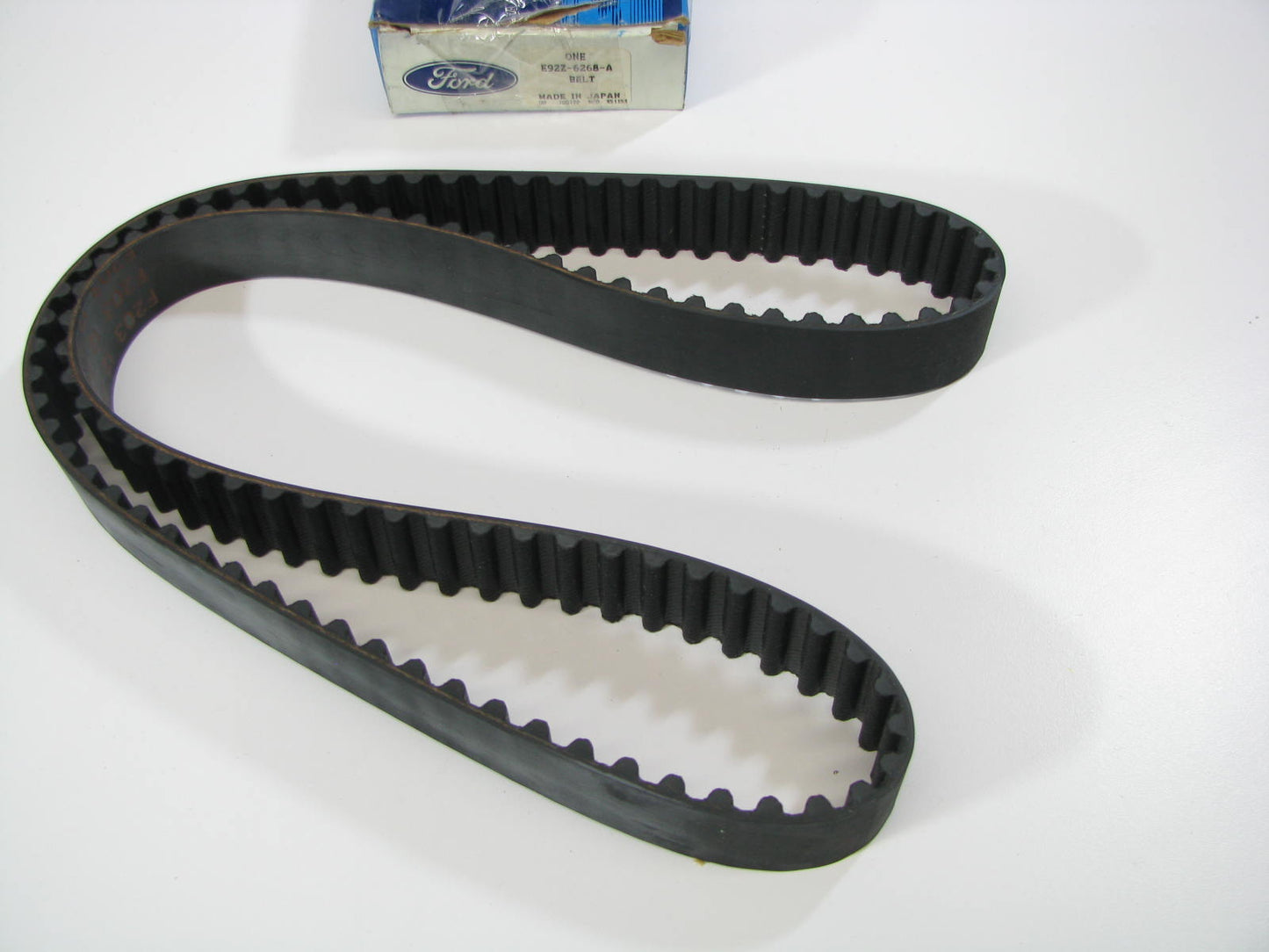 New - Genuine Engine Timing Belt OEM Ford E92Z-6268-A  2.2L 4-CYLINDER