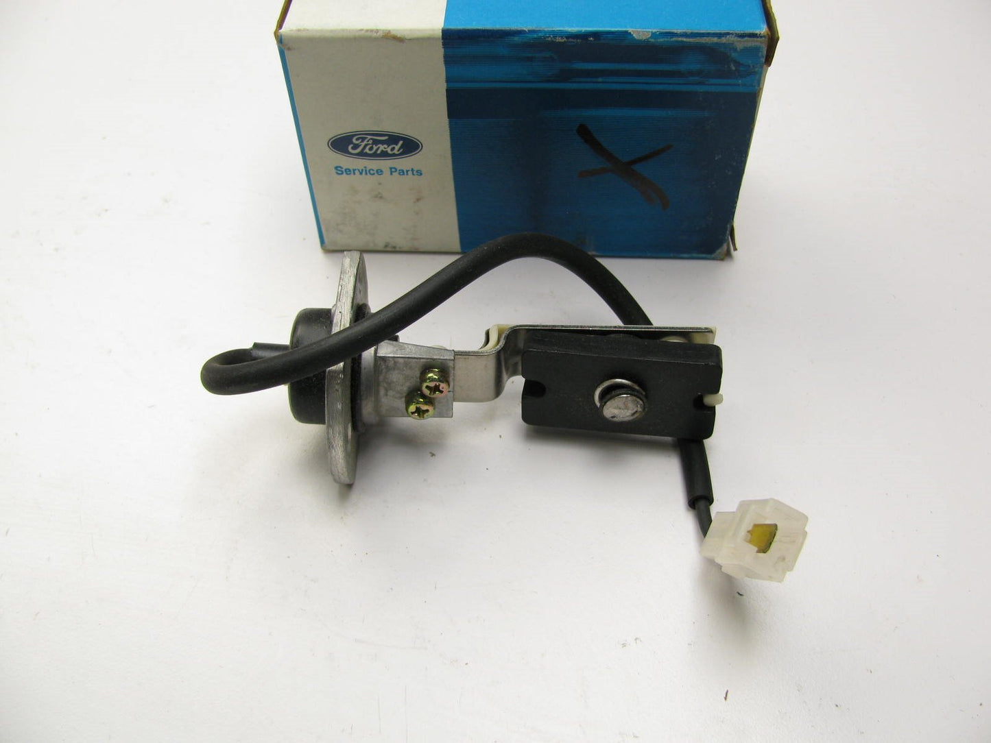 NEW - OEM Ford E92Z-6C624-A Low Oil Level Sensor Assembly 1989-1992 Probe 2.2L
