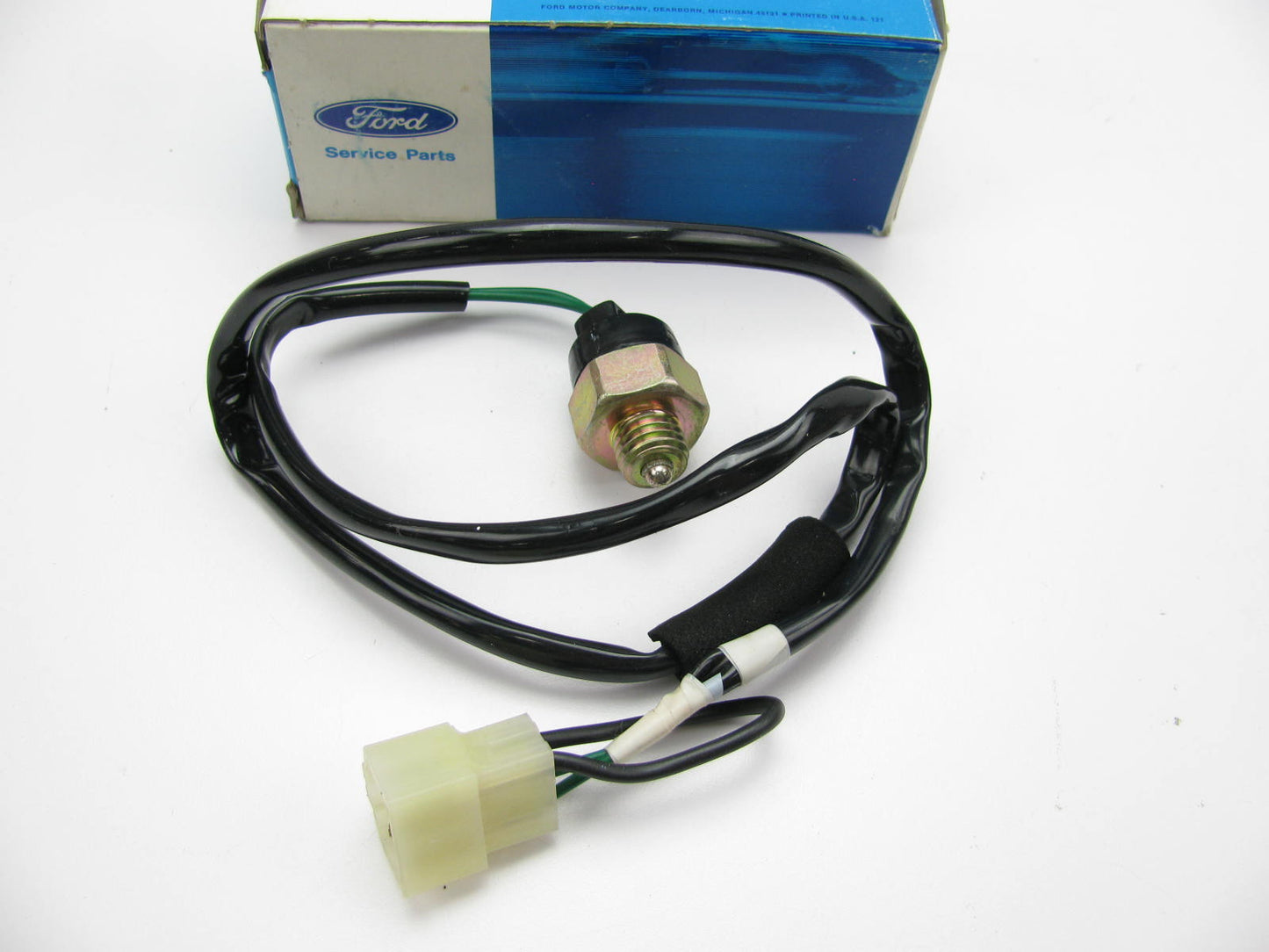 NEW - OEM Ford E92Z-7G072-B Manual Transmission Back Up Lamp Switch Assembly